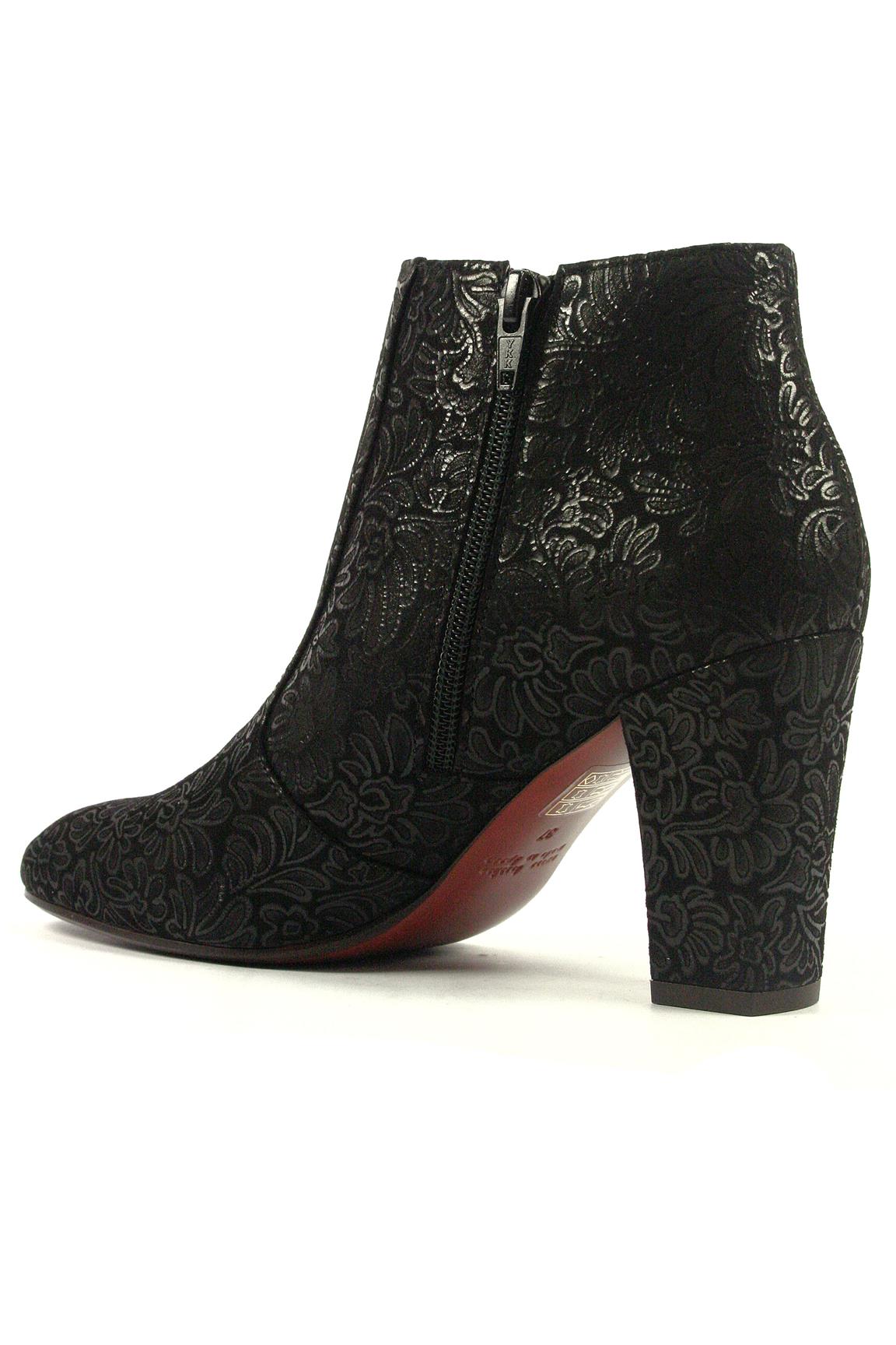 Huba Printed Leather Marga Black CHIE MIHARA Ankle Boots Boots