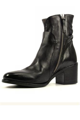 Boots Black Leather